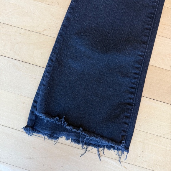 MOTHER Black Insider Crop Step Fray jeans, 26, CB2561 - Picture 6 of 6